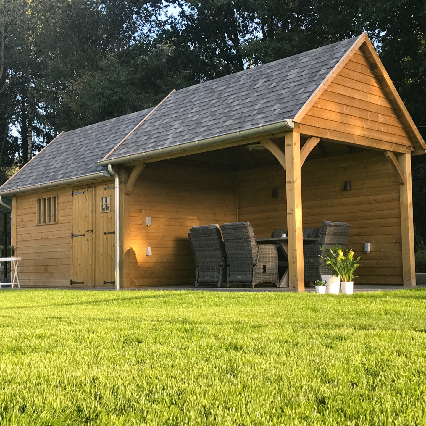 Cottage-Voorpagina(2)